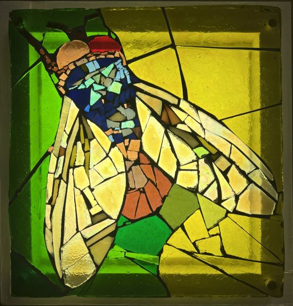 Fly, 2023, Stained glass, 19 x 21 cm.