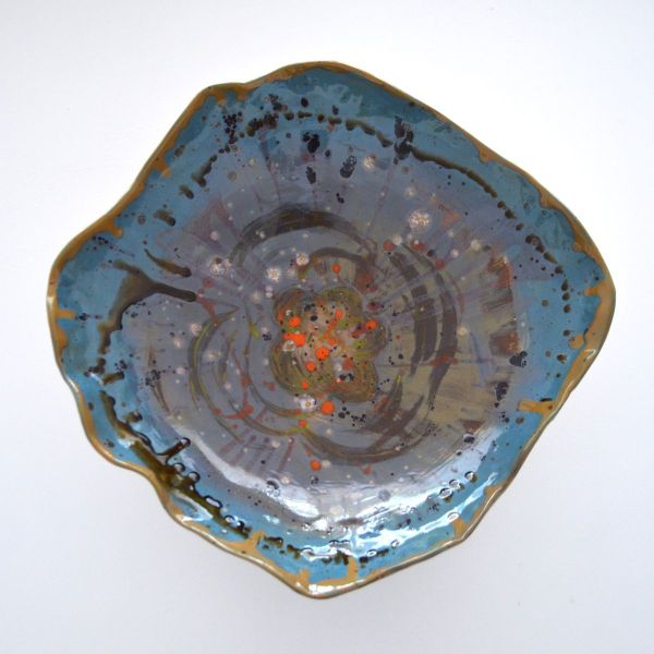 White Bowl, 2023, White mottled stoneware, brush decor, hand sculpting, 45 x 12 cm.