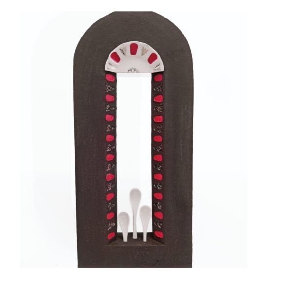 Acem Kapısı, 2023, Free-hand shaping, Sinter lining, Porcelain object, 41100 C., 5 x 30 x 10 cm.