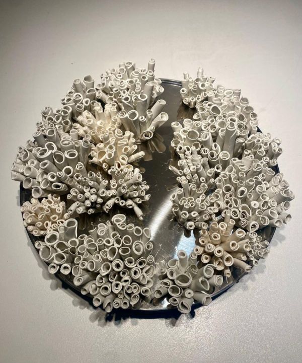 Rüya 1, 2025, Colored porcelain and stainless steel, 1230 degrees, hand-shaped, 30 x 10 cm.