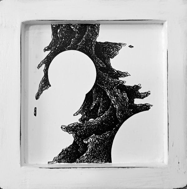 Fractus 72, 2025, Ink application on wood panel, 12 x 12 cm.