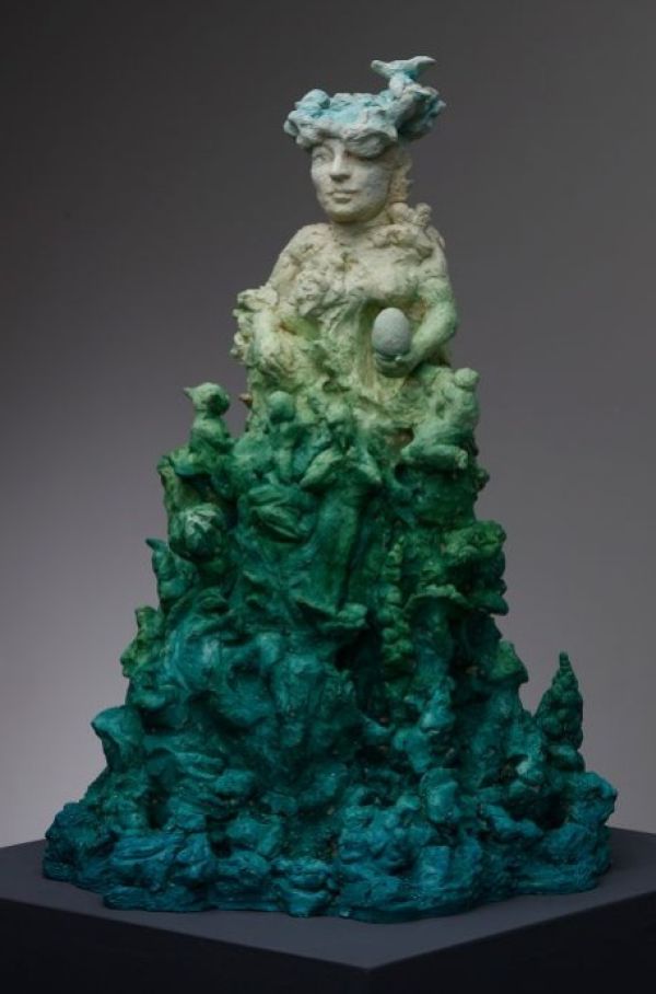 Nadir Bir Kuş, 2017, Marble, 35 x 35 x 50 cm.